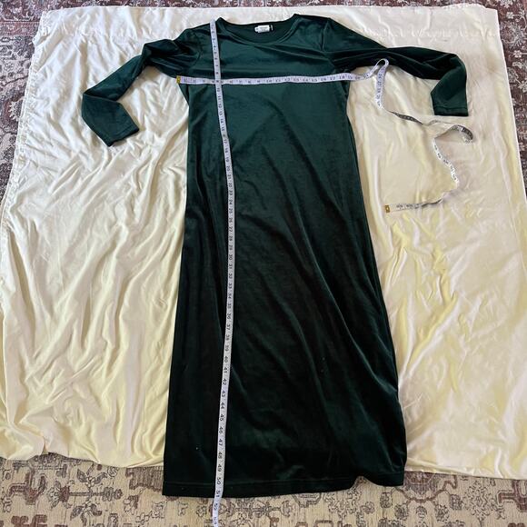 Green Velvet Long Sleeve Maxi Dress Sz M Whimsygoth Forest Fairy Grunge Y2K - Picture 9 of 9